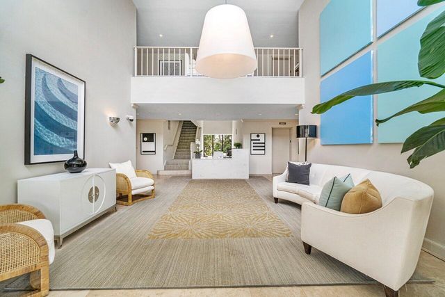 2275 S Ocean Boulevard 307a, Palm Beach, FL 33480