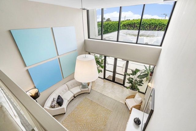 2275 S Ocean Boulevard 307a, Palm Beach, FL 33480