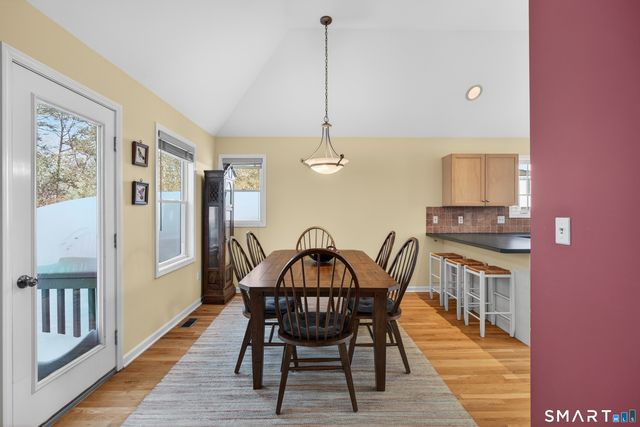 10 Trout Brook Circle 10, Newtown, CT 06470