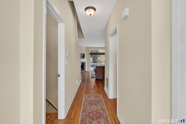 10 Trout Brook Circle 10, Newtown, CT 06470