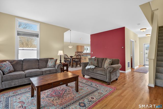 10 Trout Brook Circle 10, Newtown, CT 06470