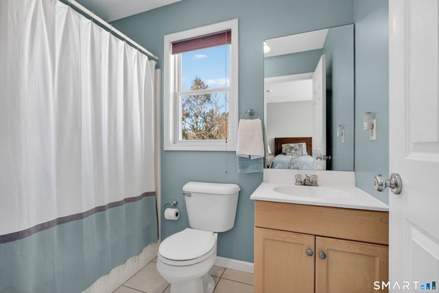 10 Trout Brook Circle 10, Newtown, CT 06470