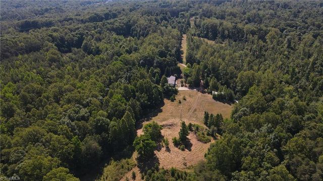 7767 Pearman Quarry Road, Kernersville, NC 27284
