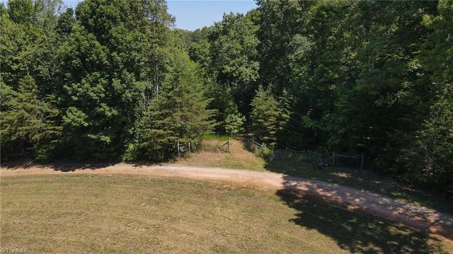 7767 Pearman Quarry Road, Kernersville, NC 27284