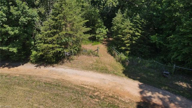 7767 Pearman Quarry Road, Kernersville, NC 27284