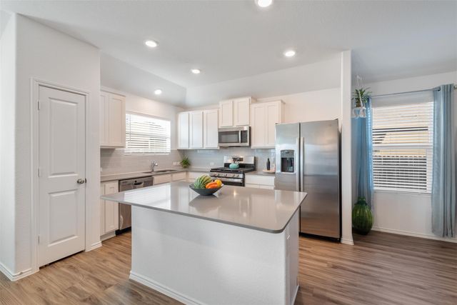 230 Crystal River RD, Kyle, TX 78640