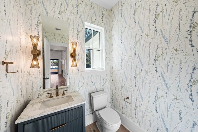 438 Regatta Bay Boulevard, Destin, FL 32541