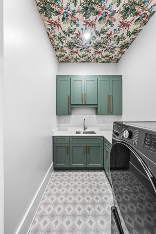 438 Regatta Bay Boulevard, Destin, FL 32541