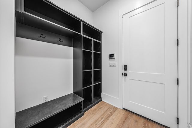 438 Regatta Bay Boulevard, Destin, FL 32541