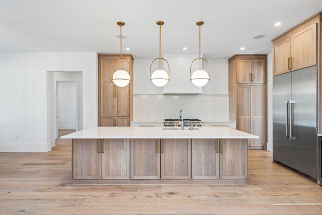 438 Regatta Bay Boulevard, Destin, FL 32541