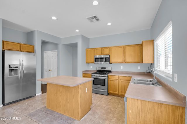 2057 E RIVIERA Drive, Chandler, AZ 85249