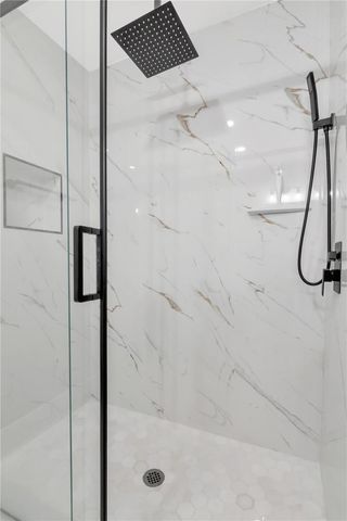 204 7TH AVENUE NW, Ruskin, FL 33570