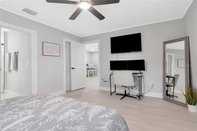 204 7TH AVENUE NW, Ruskin, FL 33570