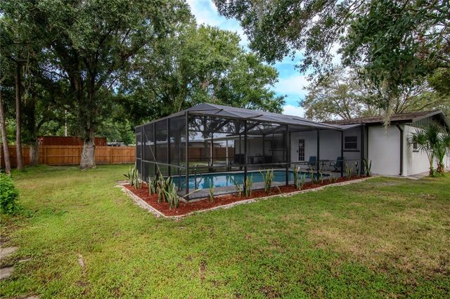 204 7TH AVENUE NW, Ruskin, FL 33570