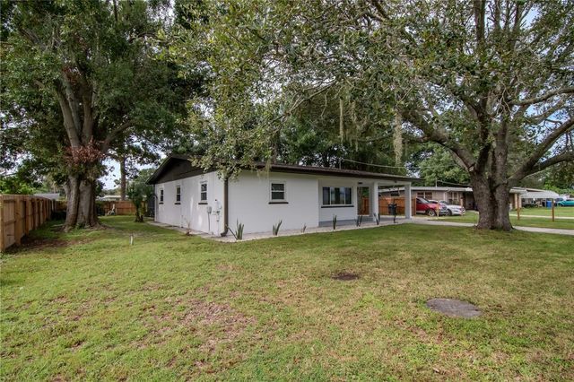 204 7TH AVENUE NW, Ruskin, FL 33570