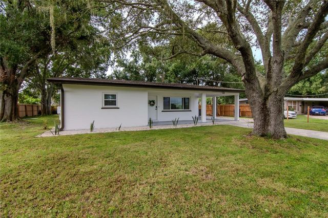 204 7TH AVENUE NW, Ruskin, FL 33570