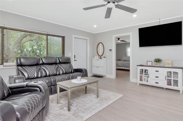 204 7TH AVENUE NW, Ruskin, FL 33570