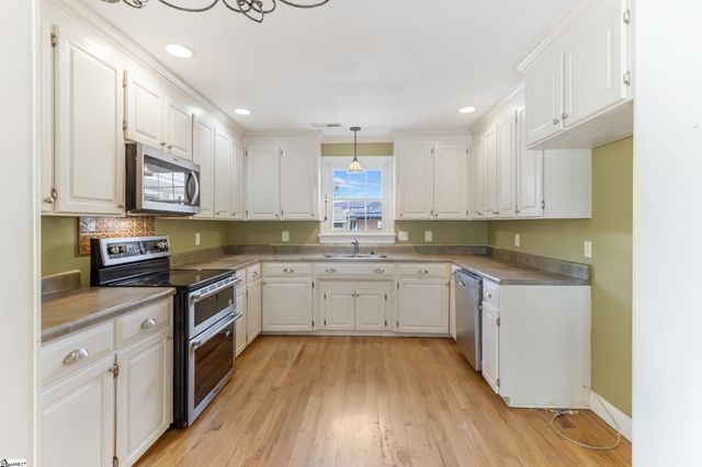 108 Angela Drive, Piedmont, SC 29673