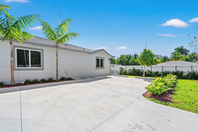 231 NW 3rd Ave, Florida City, FL 33034