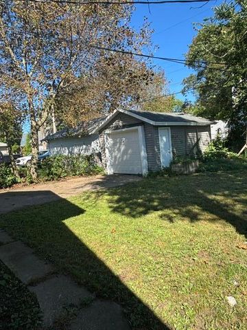 635 E Main Street, Benton Harbor, MI 49022