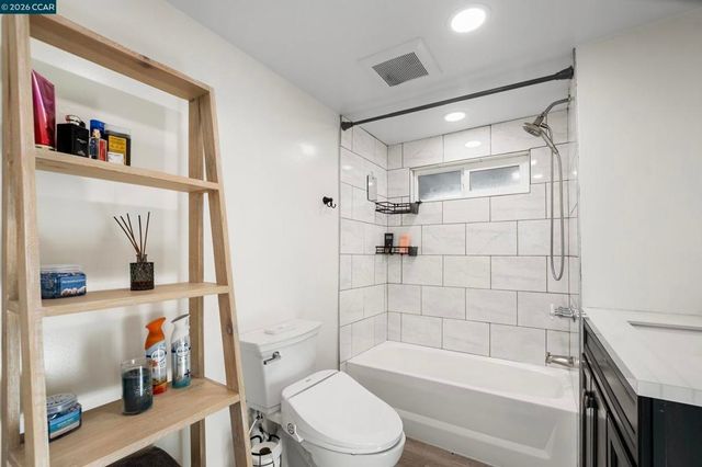 32 Galloway Dr., Concord, CA 94518