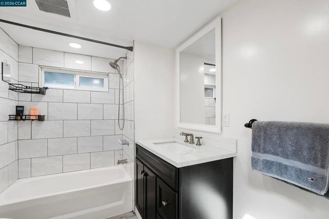 32 Galloway Dr., Concord, CA 94518