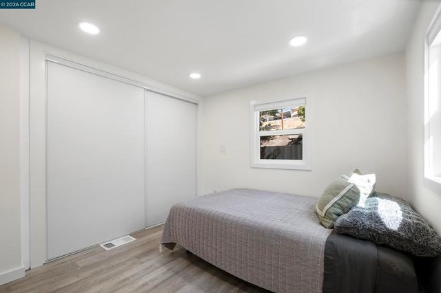 32 Galloway Dr., Concord, CA 94518