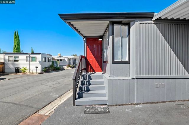 32 Galloway Dr., Concord, CA 94518