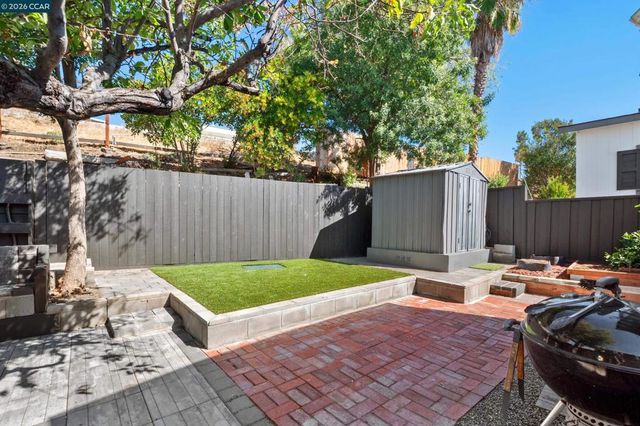 32 Galloway Dr., Concord, CA 94518