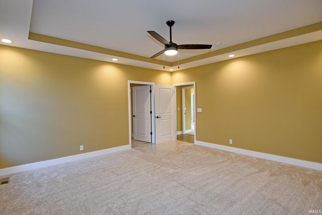 10143 Gallop Way, Evansville, IN 47725