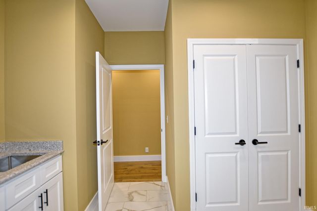 10143 Gallop Way, Evansville, IN 47725