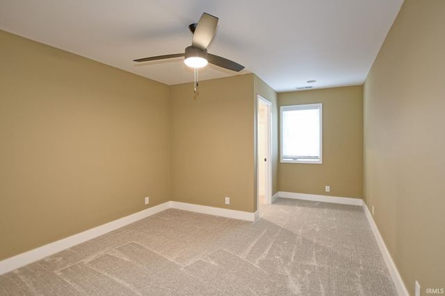 10143 Gallop Way, Evansville, IN 47725