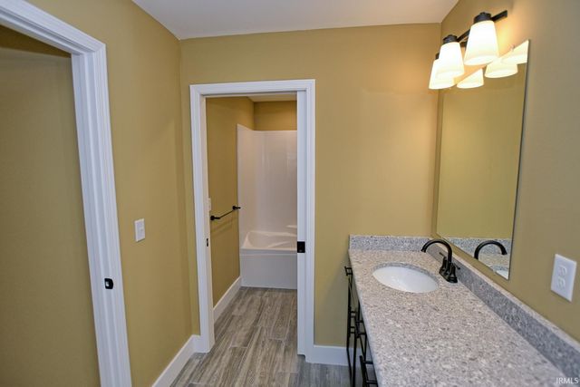 10143 Gallop Way, Evansville, IN 47725