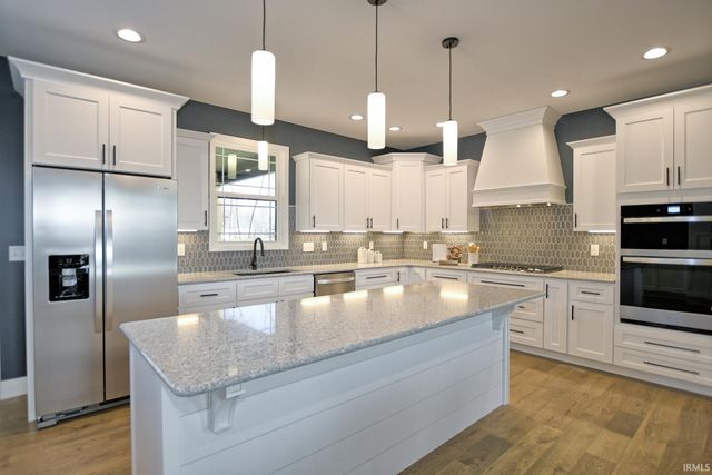 10143 Gallop Way, Evansville, IN 47725