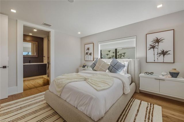 191 Leeward CT, Marco Island, FL 34145