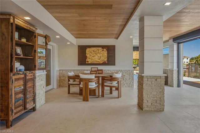 191 Leeward CT, Marco Island, FL 34145