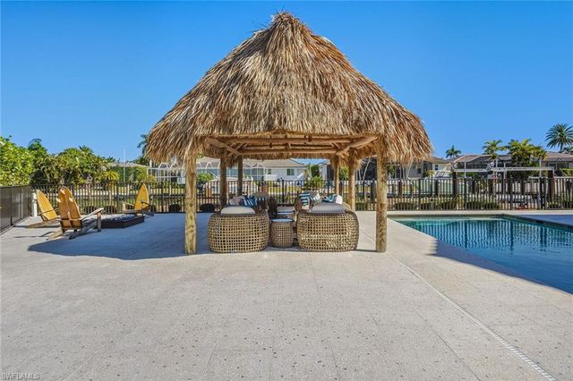 191 Leeward CT, Marco Island, FL 34145