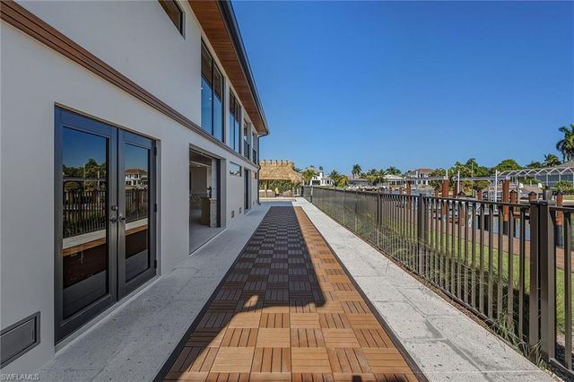 191 Leeward CT, Marco Island, FL 34145