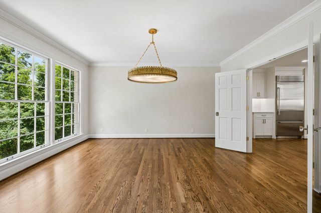 6004 Hillsboro Pike, Nashville, TN 37215