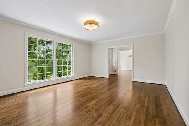 6004 Hillsboro Pike, Nashville, TN 37215