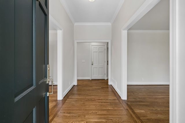 6004 Hillsboro Pike, Nashville, TN 37215