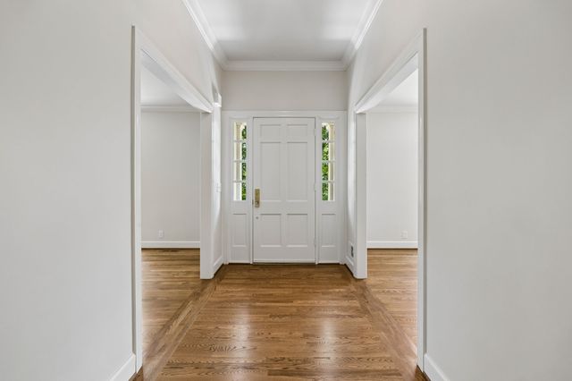 6004 Hillsboro Pike, Nashville, TN 37215