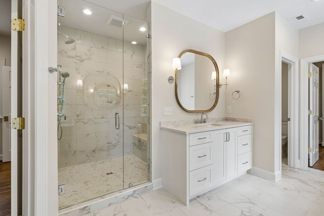 6004 Hillsboro Pike, Nashville, TN 37215