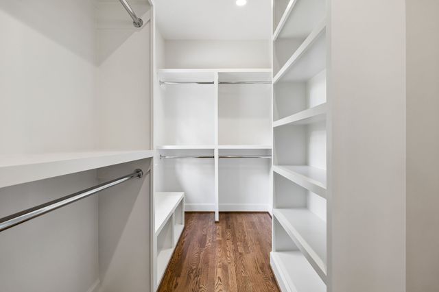 6004 Hillsboro Pike, Nashville, TN 37215