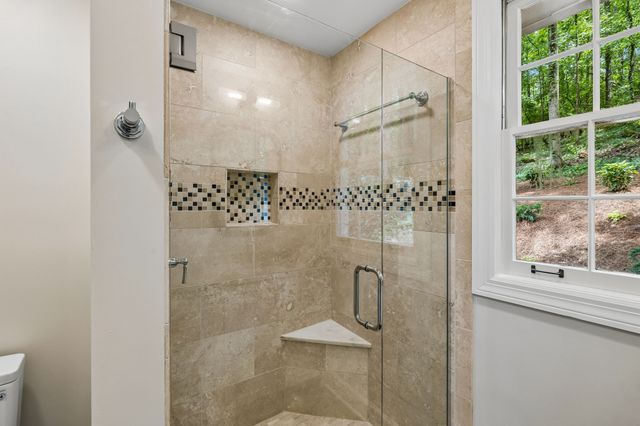 6004 Hillsboro Pike, Nashville, TN 37215