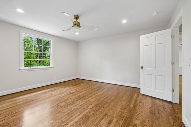 6004 Hillsboro Pike, Nashville, TN 37215