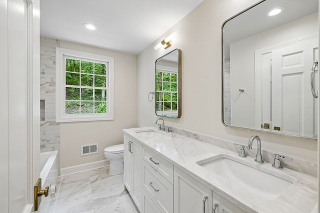 6004 Hillsboro Pike, Nashville, TN 37215