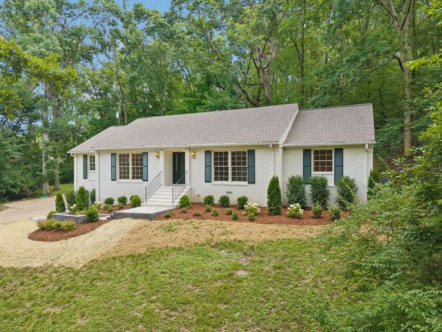 6004 Hillsboro Pike, Nashville, TN 37215