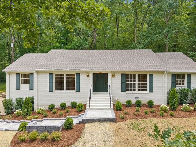 6004 Hillsboro Pike, Nashville, TN 37215