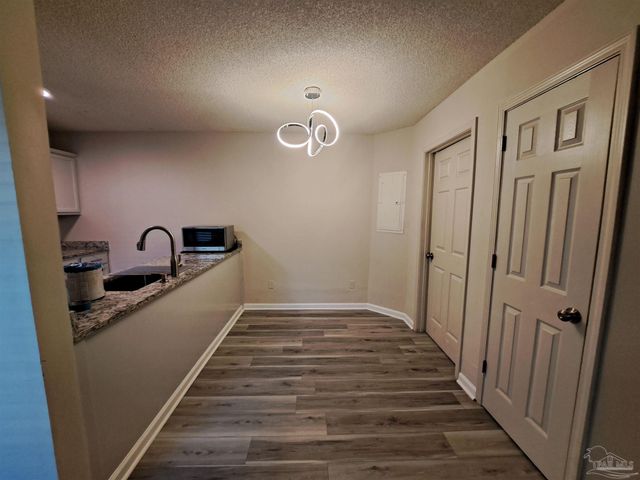 2301 Michigan Ave 21, Pensacola, FL 32526